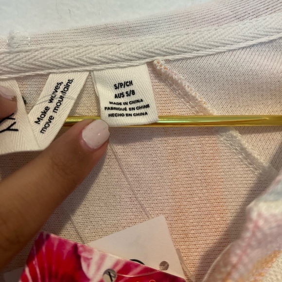 NWT Roxy Wild & Free Striped Poncho Hoodie Size Small - Picture 6 of 10